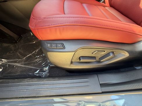 New 2025 MAZDA CX-5 Carbon Edition image 10