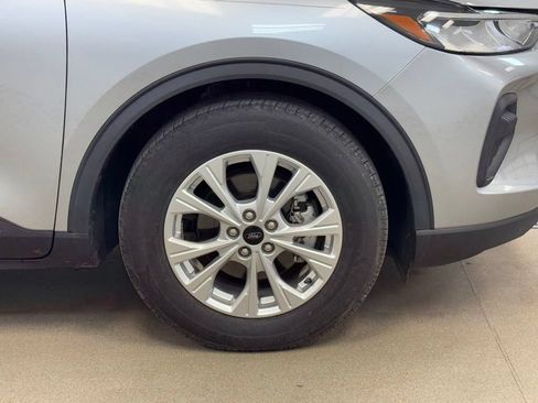 Used 2023 Ford Escape Active w/ Tech Pack #1 FWD image 4