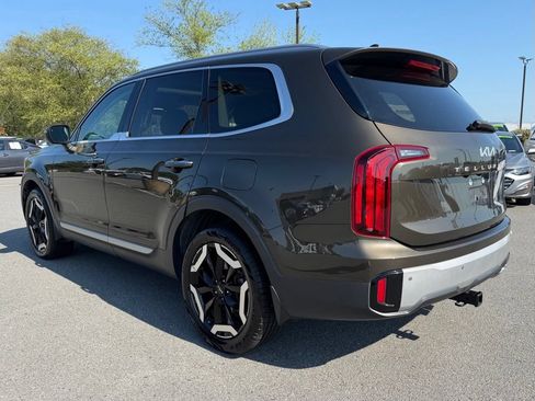 Used 2023 Kia Telluride S w/ S Sunroof Package AWD/4WD image 5
