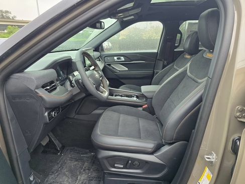 New 2026 Ford Explorer Tremor w/ Tremor Ultimate Package AWD/4WD image 18