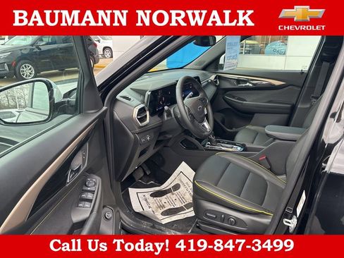 New 2025 Chevrolet TrailBlazer ACTIV w/ Convenience Package AWD/4WD image 17