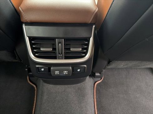 Used 2021 Subaru Outback Touring XT image 16