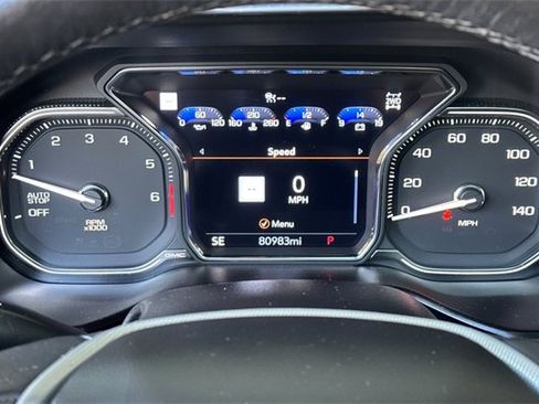 Used 2021 GMC Yukon XL Denali w/ Denali Premium Package image 25