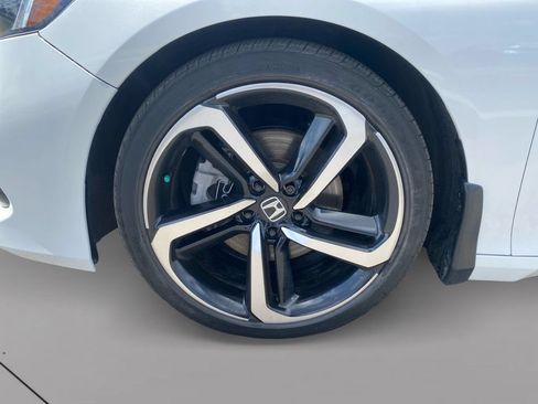 Used 2022 Honda Accord Sport image 25