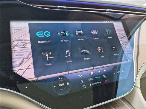 Certified 2025 Mercedes-Benz Maybach EQS 680 4MATIC image 12