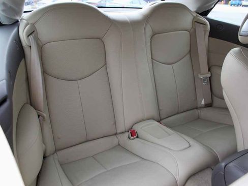 Used 2014 INFINITI Q60 Convertible w/ Premium Package image 30