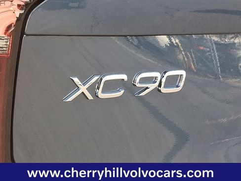 New 2026 Volvo XC90 B6 Plus w/ Protection Package Premier image 14