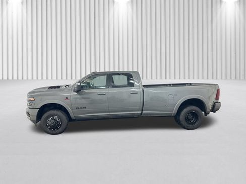 New 2026 RAM 3500 Limited AWD/4WD image 8
