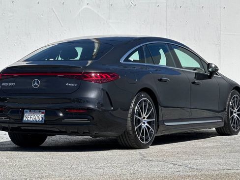 Used 2023 Mercedes-Benz EQS 580 4MATIC Sedan image 3
