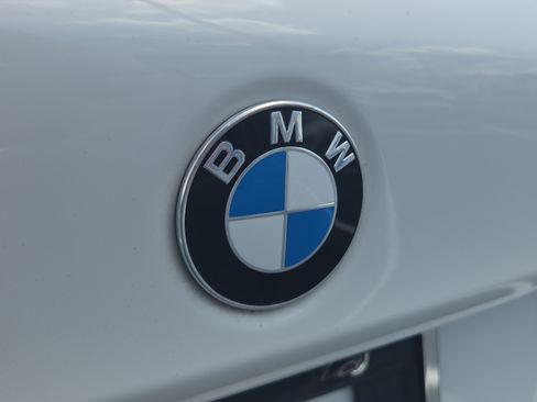 Used 2020 BMW 530i w/ Convenience Package RWD image 36