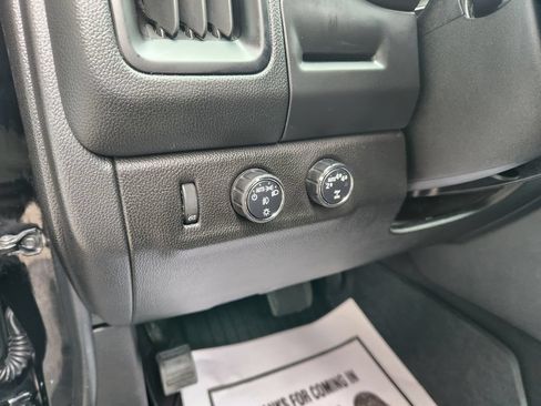Used 2019 Chevrolet Colorado LT w/ Redline Special Edition AWD/4WD image 23