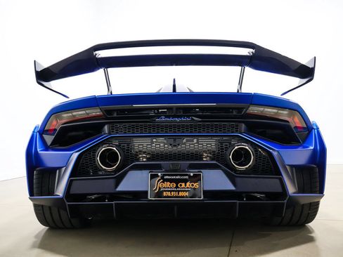 Used 2023 Lamborghini Huracan STO RWD image 90