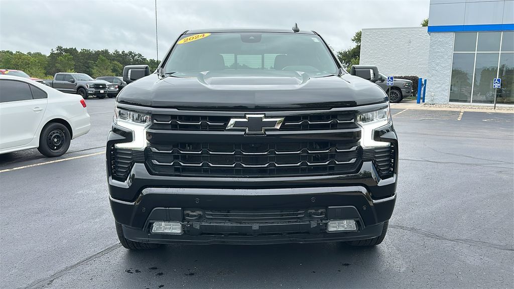 Used 2024 Chevrolet Silverado 1500 RST AWD/4WD image 2
