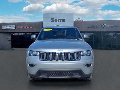 Used 2017 Jeep Grand Cherokee Laredo