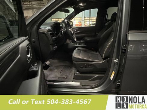 Used 2022 GMC Yukon XL SLT w/ SLT Premium Package RWD image 21