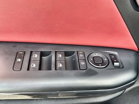 Used 2025 Kia K4 GT-Line w/ GT-Line Premium Package FWD image 16