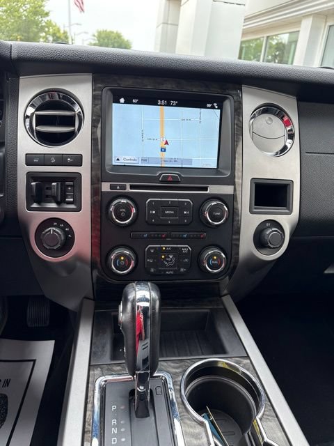 Used 2016 Ford Expedition EL Limited w/ Equipment Group 301A AWD/4WD image 18