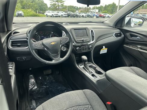 Used 2024 Chevrolet Equinox LT w/ LPO, Floor Liner Package AWD/4WD image 7
