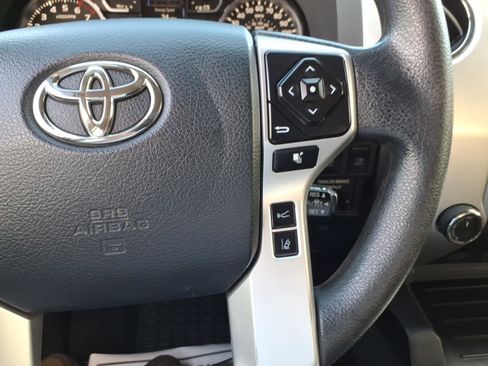 Used 2018 Toyota Tundra SR5 w/ SR5 Upgrade Package AWD/4WD image 25