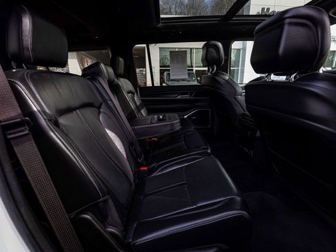 Used 2022 Jeep Wagoneer Series I w/ Premium Group I image 32