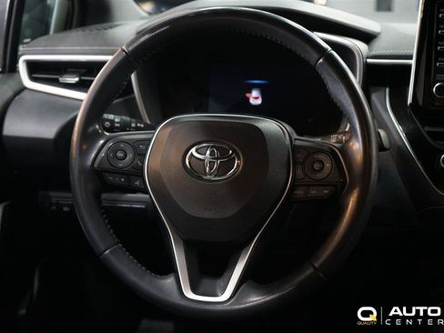 Used 2019 Toyota Corolla XSE FWD image 15