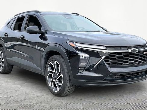 Used 2024 Chevrolet Trax RS w/ Sunroof Package image 1