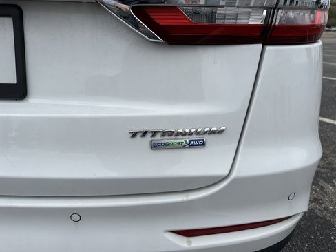 Used 2019 Ford Fusion Titanium image 12