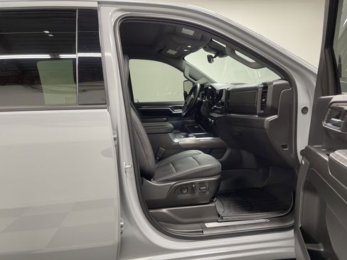 Used 2024 Chevrolet Silverado 2500 LTZ w/ LTZ Plus Package AWD/4WD image 25