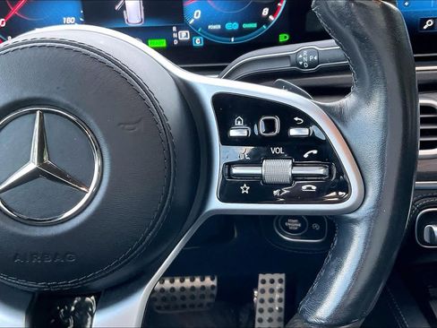 Used 2021 Mercedes-Benz GLS 580 4MATIC image 24