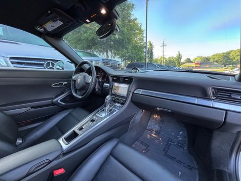Used 2014 Porsche 911 Carrera 4 AWD/4WD image 35