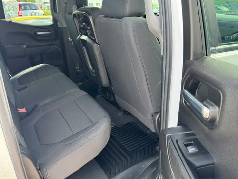 Used 2022 Chevrolet Silverado 1500 Custom image 7