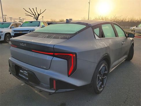 Used 2025 Kia K4 GT-Line image 4