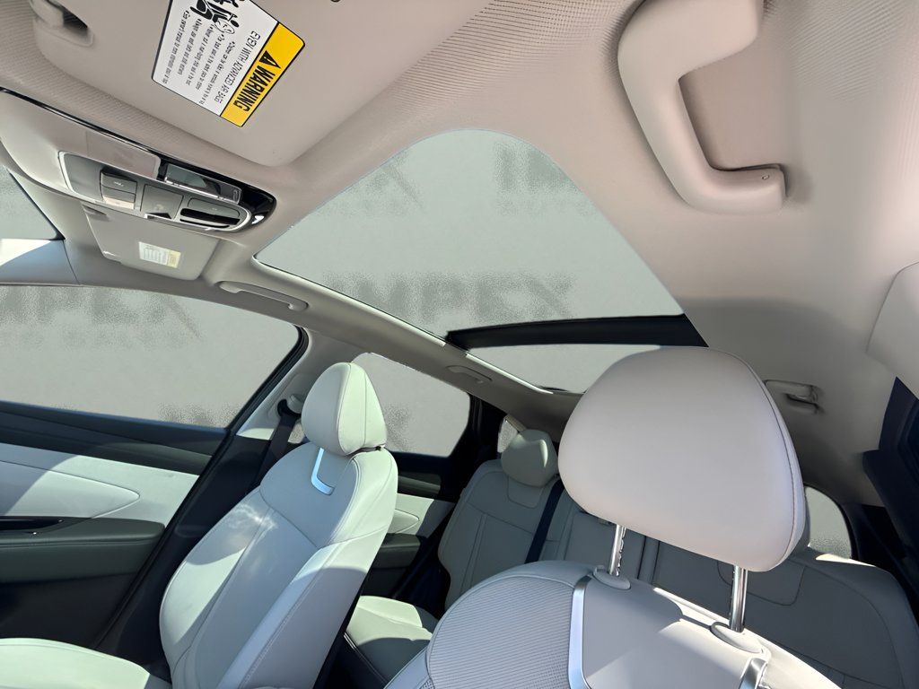 Used 2025 Hyundai Tucson Limited AWD/4WD image 10