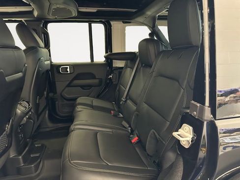 New 2025 Jeep Wrangler Unlimited Rubicon 392 image 13