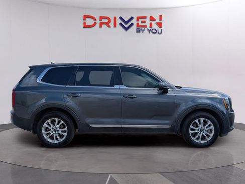 Used 2021 Kia Telluride LX image 6