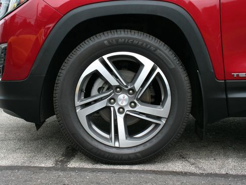 Used 2020 GMC Terrain SLT w/ Preferred Package AWD/4WD image 15