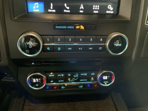 Used 2018 Ford Expedition Max Limited image 20