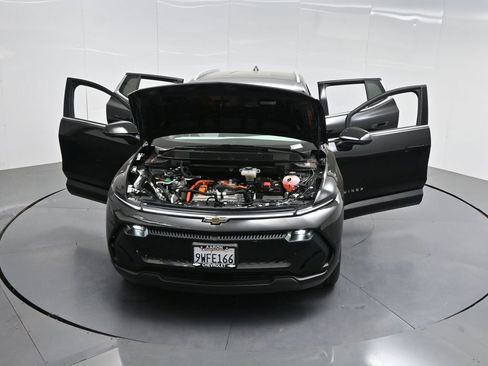 Used 2026 Chevrolet Equinox EV LT FWD image 50