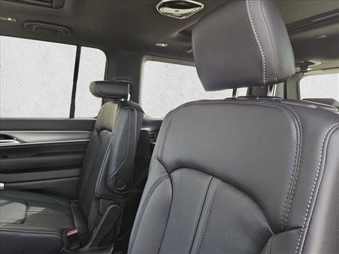 New 2026 Jeep Grand Wagoneer 4WD image 16