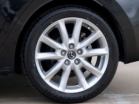 Used 2017 MAZDA MAZDA3 Touring image 27