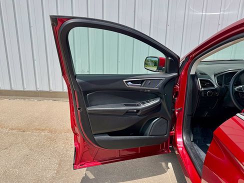 Used 2023 Ford Edge SEL w/ Convenience Package AWD/4WD image 14