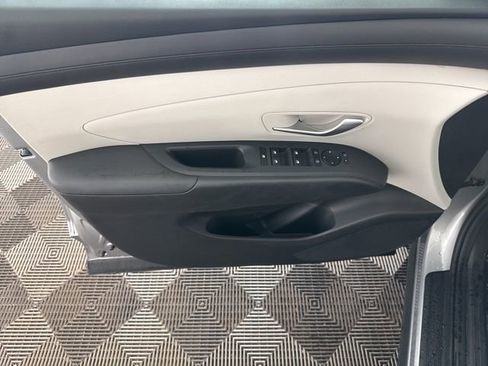 Used 2025 Hyundai Tucson SEL FWD image 22