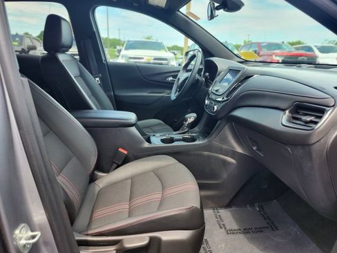 Used 2023 Chevrolet Equinox RS w/ LPO, Floor Liner Package AWD/4WD image 9