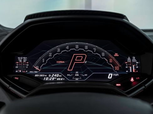 Used 2024 Lamborghini Huracan Tecnica RWD image 17