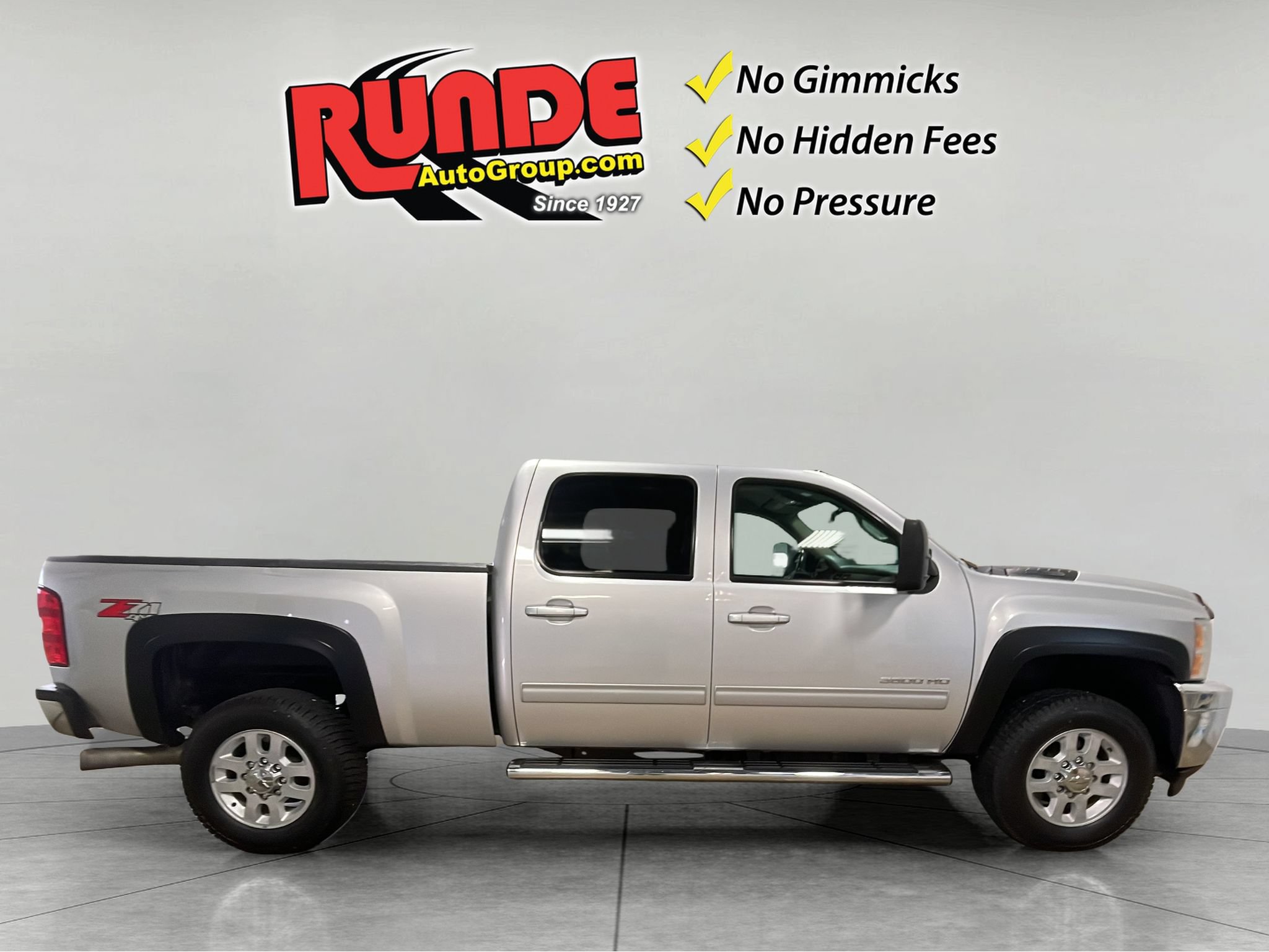 Used 2014 Chevrolet Silverado 3500 LTZ w/ LTZ Plus Package AWD/4WD image 7