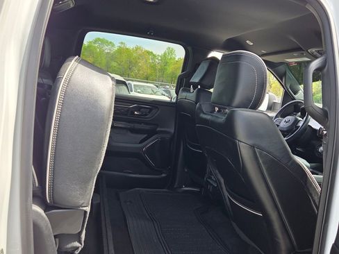 Used 2025 RAM 1500 Limited image 12