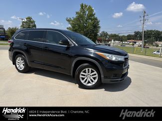 Used 2015 Toyota Highlander LE AWD/4WD video 1