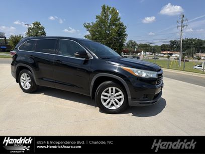 Used 2015 Toyota Highlander LE