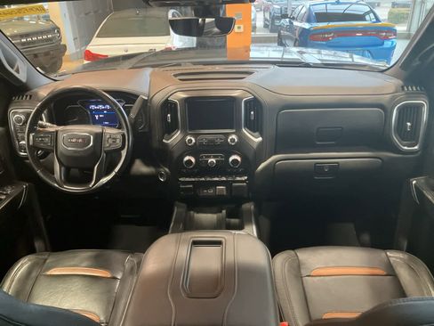 Used 2021 GMC Sierra 2500 AT4 w/ AT4 Preferred Package image 25