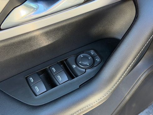 Used 2024 Chevrolet Blazer LT image 12